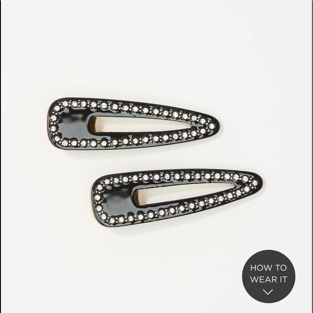 Embellished hair clips